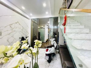 bán nhà riêng tại nguyễn chí thanh, quận 10, hcm, giá cực chất 6,8 tỷ, 36m2