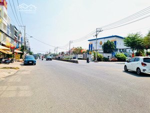 nhà mặt tiền lương định của q2 diện tích 6x22m chào bán giá 58 tỷ còn thương lượng.