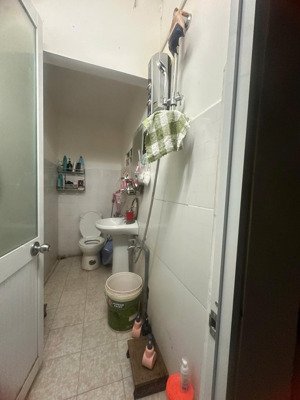 cho thuê căn nhà riêng hẻm 42 phú đức, vĩnh hòa nha trang 100m2. giá cho thuê 5.5 triệu/1 tháng