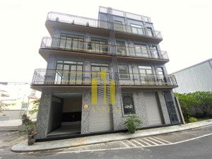 cho thuê nhà văn phòng căn góc giá 50 triệu - có thang máy