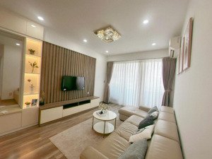 bán gấp ch scenic valley 1 pmh q7, 71m2, giá rẻ nhất thị trường. lh: em hào
