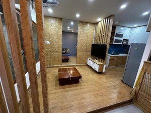 nhà hẻm xe hơi thông đ. trần xuân soạn gần q. 4 giá 4,5 tỷ