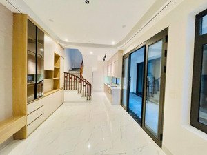 căn duy nhất! nhà gần ngã tư lò đúc, 3 thoáng, kinh doanh, sổ cc, không qh, full nt 48m2, 6.2 tỷ