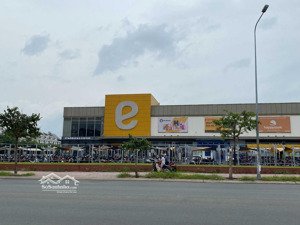 cần chuyển nhượng căn cityland garden hill, phường 5, emart. dt: 9 x 20m