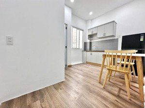 1pn 30m2 ngay trung tâm bình thạnh full nội thất gần q1 máy giặt riêng