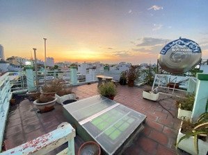 bán nhà: 6x17m / 5 tầng (trần văn đang q.3) gas tàu lửa