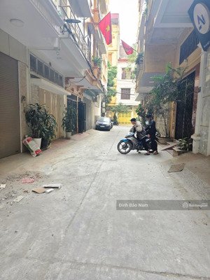 phân lô cầu giấy vip - 46m 7t thang máy - ô tô tránh - vừa ở vừa kinh doanh - dân trí cao - sổ đẹp