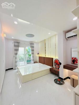 [BÁN NHÀ + QUẬN 10] GÓC NHÀ XINH – GIỮ TIỀN CHẮC – VỊ TRÍ KHÓ TÌM • Đường Nguyễn Tri Phương – diện tích 27m² (3 x 10m, nở hậu 3.5m)