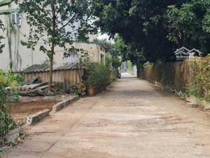 bán lô đất chính chủ ko qua trung gian , tại ck2 thuỷ xuân tiên dt 82 m mt 5.5 m giá nhỉnh 2 tỷ