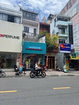 hạ giá sâu ! bán gấp nhà mặt tiền lê văn sỹ, quận 3 (4,5 x 24m) - 4 tầng - hđ 108 tr/th - chỉ 32 tỷ