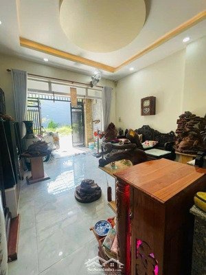 - nhà bán, dt 51 m, giá: 5.45 tỷ đường trường lưu, phường long trường - tp thủ đức