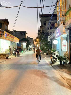 Mảnh đất trục kinh doanh Trâu Quỳ Gia Lâm