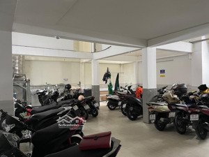 chdv 25 phòng, 188m2, full nội thất thang máy, đang cho thuê khoán 60 tr/ tháng-sát khu cn tân binh