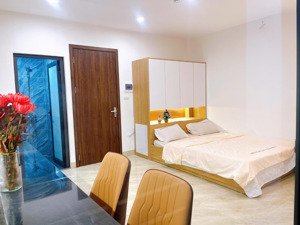 dòng tiền mạnh diện tích 60m2 - 7 tầng mặt tiền 5m- 12phòng full vận hành 50tr/ tháng , ngõ rộng t