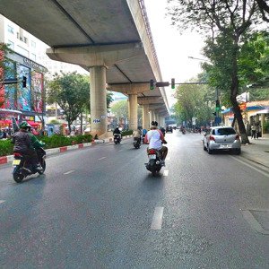 bán nhà mặt ngõ ô tô tại xuân thuỷ - 45m2 - 4t - lô góc 3 thoáng - gần phố - full nội thất ở ngay