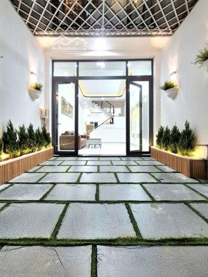 ( hiếm)nhà nở hậu,3 tầng 60m3, huỳnh tấn phát q7- xe hơi ngủ nhà- gần kdc savimex - nhỉnh 7 tỷ