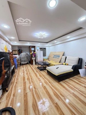 nhà trung tâm tân phú ô tô vào nhà ngủ hẽm thông nhà đẹp ở ngay 50m 4 tầng btct chỉ 7.3 tỷ