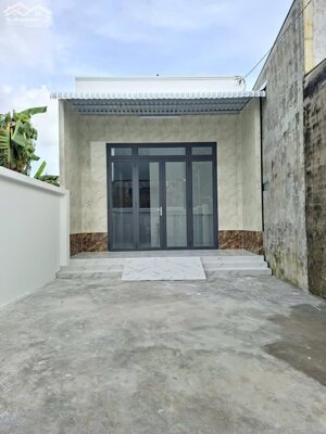 Nhà rộng 2 phòng mới tinh tươm gần chợ Bình Thủy