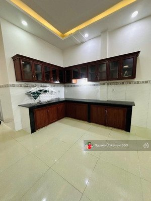 nhà 3 tầng ở ngay bình hưng hoà kinh doanh đỉnh cao, hxh 12m, giá nhỉnh 7 tỷ