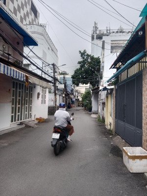 bán nhà đẹp huỳnh văn nghệ phạm văn bạch, tân bình 82m 2 tầng hẻm 4m chỉ 6.x tỷ