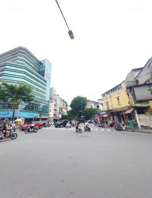 giá siêu hời-bán nhà mặt phố lê duẩn vị trí vàng kinh doanh đỉnh-61m-2 tầng - 20 tỷ