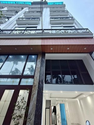 tuyệt phẩm tây hồ: chỉ 14.5 tỷ ngõ thông - kinh doanh - ô tô tránh cạnh ciputra - 7 tầng-thang máy