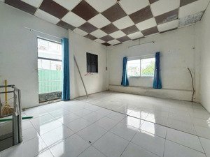 bán gấp nhà vi bằng quận 12, vị trí đẹp, đủ tiện ích xung quanh, 1 trệt 1 lầu