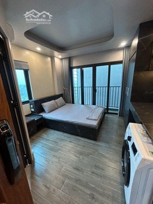 trung tâm cầu diễn 55m2 x 7 tầng view trường học thoáng vĩnh viễn 11 phòng khép kín full