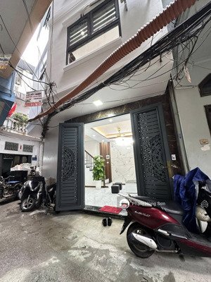 nhà lô góc mặt tiền rộng đủ công năng phố minh khai 4 tầng 25m chỉ 5.3 tỷ