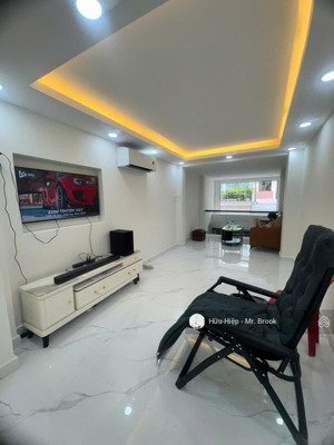 bán nhà mặt tiền nhật tảo trung tâm quận 10 - 5 tầng btct, kinh doanh & cho thuê ngay - chỉ 10,5 tỷ