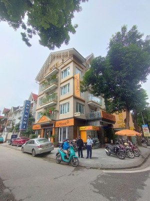 cho thuê nhà mp lê đức thọ, nam từ liêm. dt 150m, 5 tầng, lô góc 2 mặt tiền, thang máy. giá 150tr