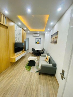 cần tiền bán gấp căn 2 ngủ 1wc 47m tại vp6 linh đàm