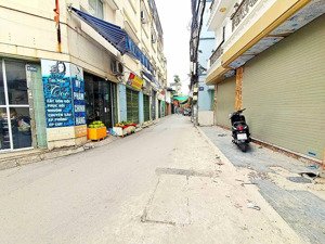 12.5 tỷ-40m2-5 tầng mới thang máy-ngõ to kinh doanh-ô tô-tân khai-dương văn bé