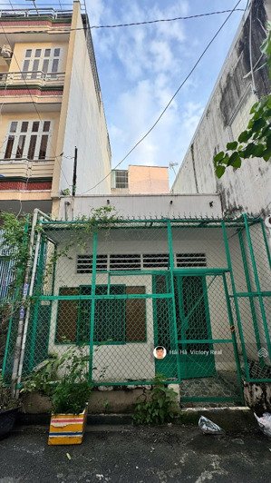 bán nhà đường trường chinh, thông đường xuân diệu, ng thái bình _ dt: 4.26x13m, nhà cũ tiện xây mới