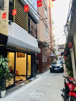 bán nhà phố kim ngưu- q.hbt-nhà đẹp dân xây-2 mặt tiền-ô tô tránh-36m2-5 tầng-mt 5.2m -14 tỷ nhỉnh