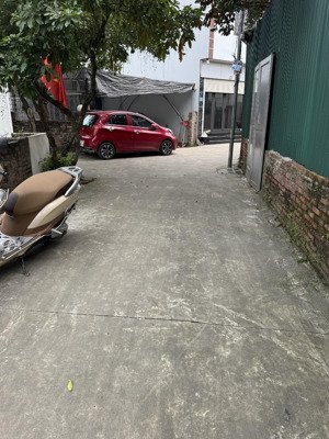 cần tiền bán lô đất bát khối siêu rộng - ô tô vào đất - 2 hồ điều hoà bao quanh - giá 5,55 tỷ