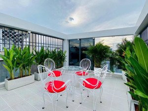 nhà mới đẹp có thang máy khu đồng bộ hxh nguyễn oanh gần chợ an nhơn - trệt lửng 3 lầu dt 4x15