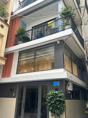 bán gấp nhà 5 tầng, căn góc, dòng tiền khủng, phố lê thị riêng, phường bến thành, chỉ 35 tỷ