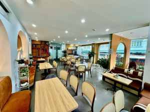 cho thuê nhà mặt phố nguyễn đình thi 80m x 4t , mt 12m vị trí đẹp phù hợp mọi mô hình kinh doanh