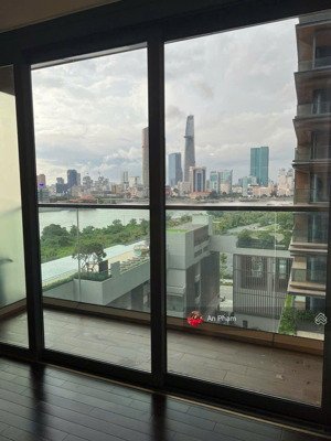 cove residence- empire city cho thuê 2 phòng ngủ nội thất cơ bản, view sông view quận 1 , bitexco.