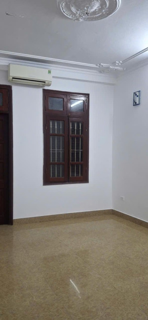 chính chủ cho thuê nhà mặt phố trần hòa 55m x 6 tầng 7 phòng ngủ