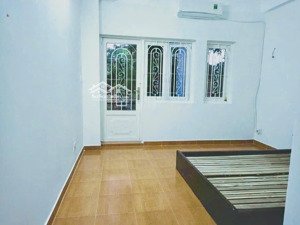 mt 4 tầng, lê văn việt, tăng nhơn phú a,q9
dt: 72m công nhận đủ
giá: 9,999 tỷ thương lượng