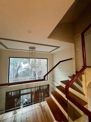 nhà đẹp mã lò 71m², trệt 4 tầng st, 5pn + p.thờ, quận bình tân, giá 6 tỷ, sổ hồng trao tay