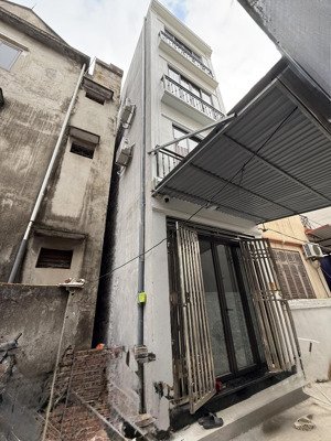 nhà đẹp dân xây 5 tầng vị trí cực đỉnh - 10m ra ô tô - tiện ích bủa vây - chỉ nhỉnh 8 tỷ nhỏ!