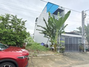 bán đất hòn rớ 2 diện tích 100m2 - đoạn gần trường chính trị - nhánh sông