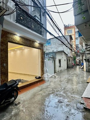 bán nhà ngõ 165/63 phố xuân thủy,cầu giấy 46 m2 x 7 tầng thang máy mới ngõ 3 m giá 15 tỷ bán