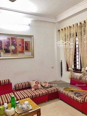 cho thuê nhà nguyên căn ngọc thụy 35m2 4 tầng full đồ- 8.5tr/th gần chợ ngọc thụy, trường việt pháp