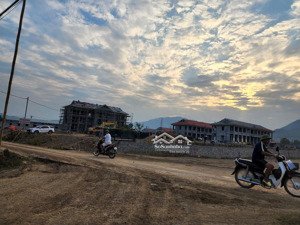 chính chủ cần bán gấp 50m full thổ cư giá rẻ chỉ 720tr dân chủ tp hòa bình vị trí đẹp hiếm có