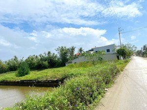 bán lô đất trục đường ub phường nam sầm sơn mới