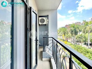 cho thuê căn hộ bancol full nội thất quận 7